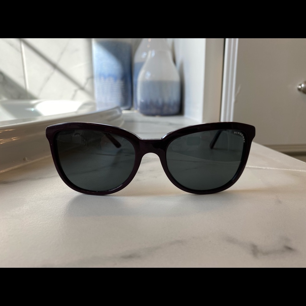 Burberry sunglasses